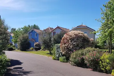 Image de Maison de vacances sur le golf et proche de la mer