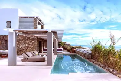 Image de Villa with Amazing views of Aegean Sea & Magnificent Outdoor Dining by the Pool