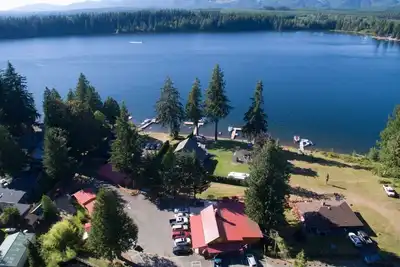 Image de Lake Nahwatzel Resort, Cabin #1, Shared Dock just steps away! Now with Wifi!