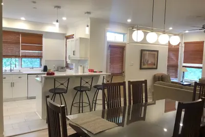 Image de A must in Tremblant (1, 100 sqf); close to everything!