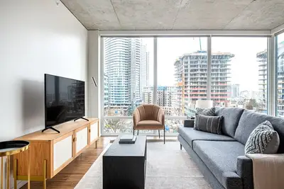 Bright South Lake Union 2br w/ Gym, Bbq, nr. Amazon, by Blueground