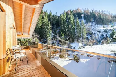 Image de Chalet de luxe \"De Ultimis\" avec grand jardin et vue sur la montagne