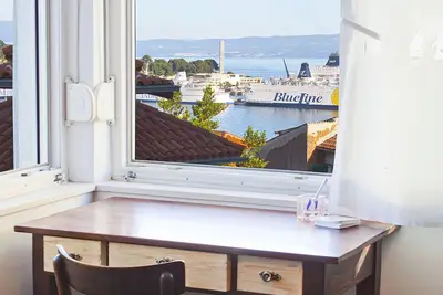 Image de 2bd Condo with spectacular view and parking