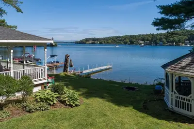 Image de Dog, boat, and family friendly house with private dock on Lake Winnisquam