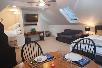Image de Studio 154 tucked away, peaceful and convenient access to the upper valley Nh.