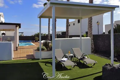 Image de Elegant Detached Villa: Private Heated Pool, Free Wifi, Bbq & Beatiful Garden