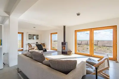 Image de Fog Signal Building, Dungeness by Bloom Stays - sleeps 2