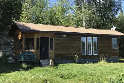 Image de Clean Romantic Cabin<br>Lakeside Sauna/Tub and Fire Pit