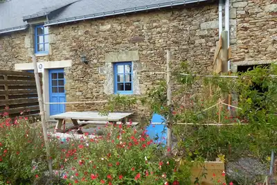 Image de Gîte à la ferme en campagne et à deux pas de la mer