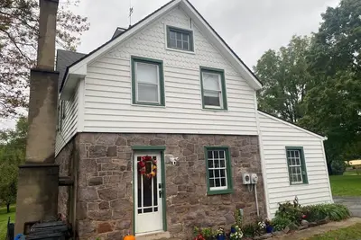 Image de Private, Fully Renovated 1 bedroom Carriage House