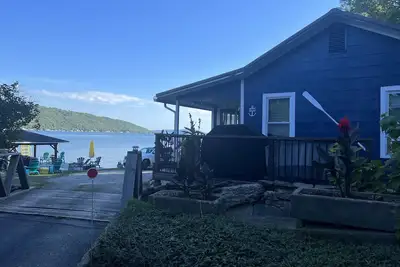 Image de Salty Dog Qka waterfront cottage