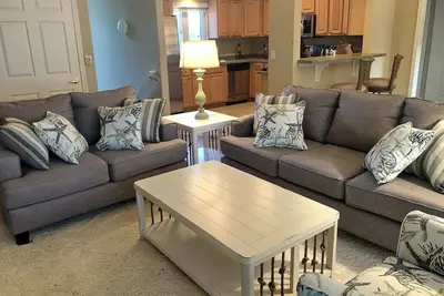 Image de Renovated 3 bedroom 2 bath condo in Plantations East,