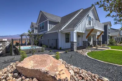 Image de 6 Bed | Swim Spa | Resort Pool | Lazy River | Mini Golf