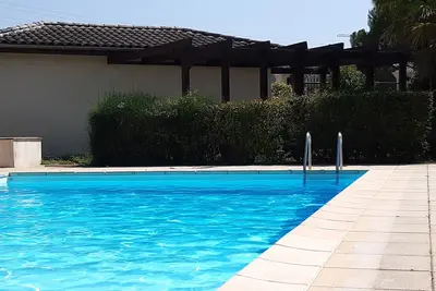 Image de Appartement dans résidence très calme avec piscine et parc