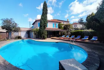 Image de Jolie Maison Provençale 6 pers. jardin parking centre-ville Piscine  tt à pied