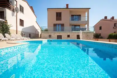 Image de Maison de vacances Banjole pour 1 - 10 personnes avec 5 chambres à coucher - Maison de vacances