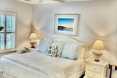 Image de Windward by the Marsh, St Simons Island Charm