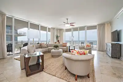 Image de Mediterranean 201 a Huge 4 bedroom condo next to the Flora-Bama by Prickett Properties