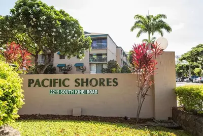 Image de ★ 3Min to Beach ★ Self Check in ★ Pvt. Balcony ★Split A/C in every room