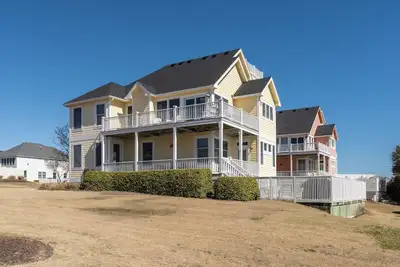 Image de Weller's Folly: New Upgrades, Private Pool, Currituck Club Amenities