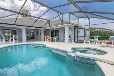 Image de 370-Stunning 4 bed Villa with Se Facing Pool/Spa and No Immediate Rear Neighbors