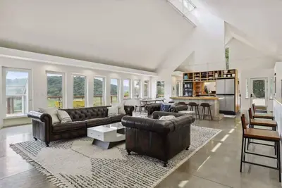 Image de Plum Valley: Luxury Retreat with Nature's Beauty