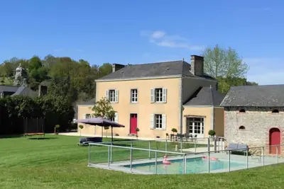 Image de Maison de famille 10 pers / Piscine/ Services +/ All inclusive.