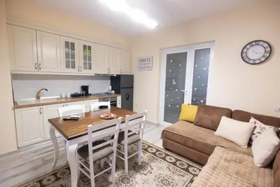 Image de Korca Luxyry Apartments New and furnished apartments for rent short & long term
