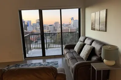 Image de 2 Bedroom 2 Bathroom Luxury High Rise at Md Anderson Texas Medical Center