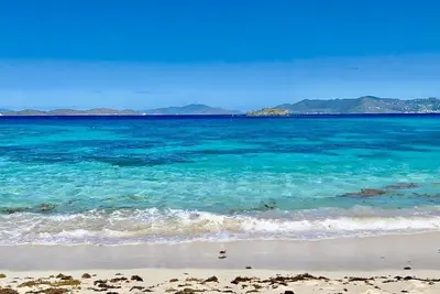 Image de Luxury Suite on the Sand @ Sapphire Beach Resort I