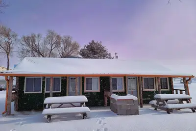 Image de 🏡 Getaway Cabin Lakeview Suite11🌅Full kitchen🍳