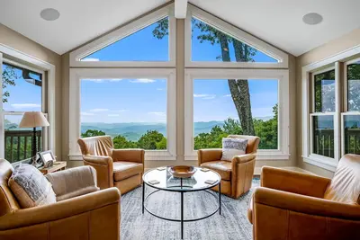 Image de Moonstruck - Breathtaking Mountain View in Highlands!