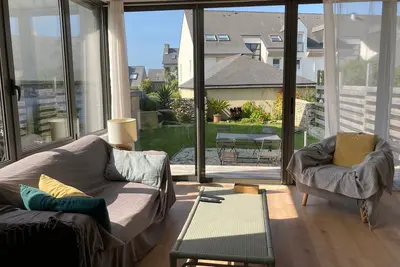 Image de Maison de caractère rénovée à Roscoff (29) à 2 minutes du port avec jardin clos
