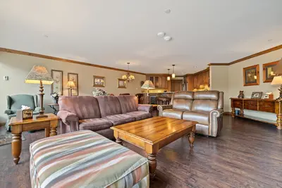 Image de Elegant Mountain Retreat