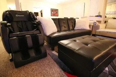 Image de ★King Pleasant Mansion ★Cable★FastWifi★Parking★