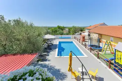 Image de Holiday Home Vesna with pool and children area