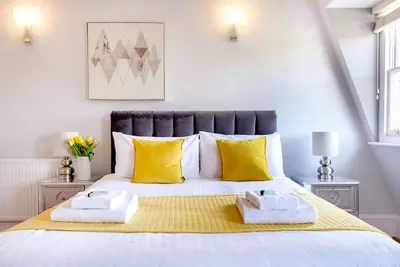 Image de 2 Bedroom Modern Central London Apartment