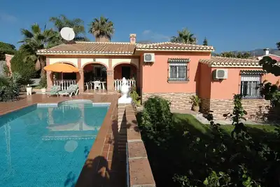 Image de Maison de vacances avec piscine privée pour 7 personnes env. 157 qmà Las Lagunas de Mijas, Andalousie (Costa del Sol)