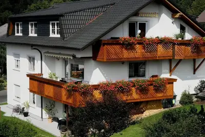 Image de Freundliche Ferienwohnung mit Freisitz - Ferienhaus Geier