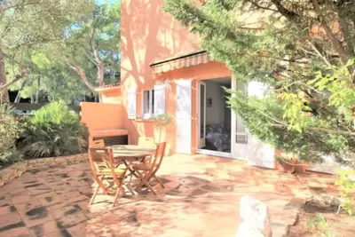 Image de T2 - grande terrasse - au calme - 350m de la plage de la rainette