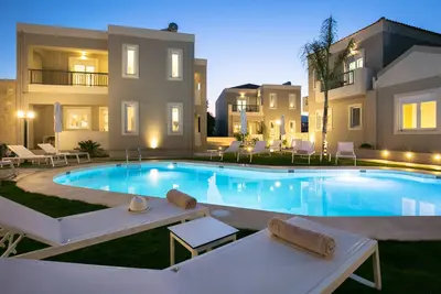 Image de Limosa Luxury 2 residences Big complex, near the sea