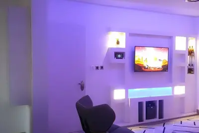 Image de An enchanting, romantic, and relaxing condo, you'll never want to go home!