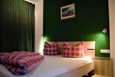 Image de Appartement-de Luxe-Salle de bain privée séparée-Terrasse-App. für 6 Personen