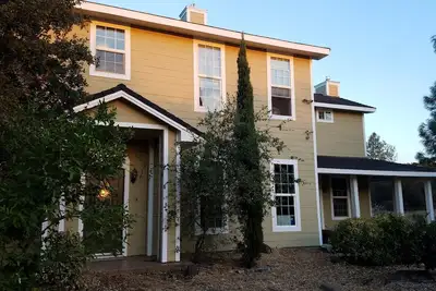 Image de Beautiful Country Getaway, 2 Miles to Lake!