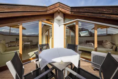 Image de Appartement de vacances \"Stompferhof Mansarde\" à Caldaro avec piscine et jardin partagés