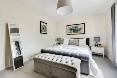 Image de Modern 2 Bedroom Apartment in popular Jericho! ! !