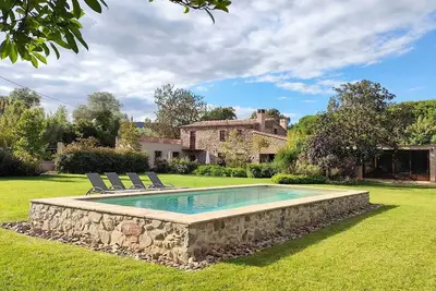 Gîte rural avec jardin et piscine sur la Costa Brava