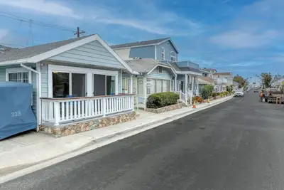 Image de Beautiful Remodeled Home w/ Ac & close to the beach