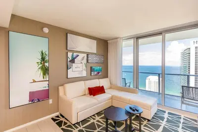 Image de 3505 C Hyde Beach House 2 B Ocean View 21 Floor Amenities
