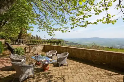 Image de Maison de vacances privée avec Wifi, piscine privée, Tv, animaux admis, vue panoramique, parking